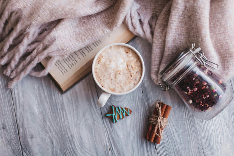 5 Winter-Themed Coffee Recipes to Cozy Up With This Season ☕❄️